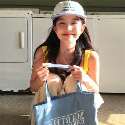 拉莉萨